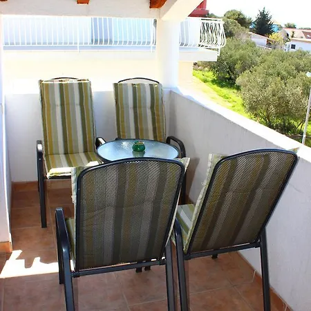 Arta Apartment